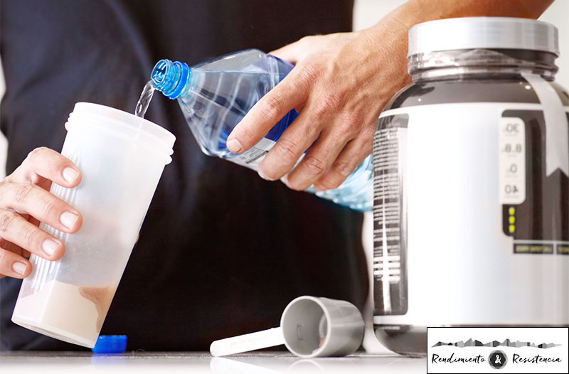 Batido de proteína recuperador antes de dormir