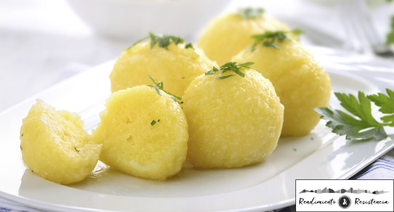 Patata cocida para el desayuno de carreras