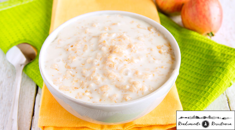 Porridge de avena para hacer el desayuno perfecto antes de una carrera de resistencia