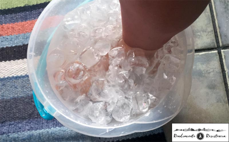 Hielo para solucionar el dolor en el Aquiles